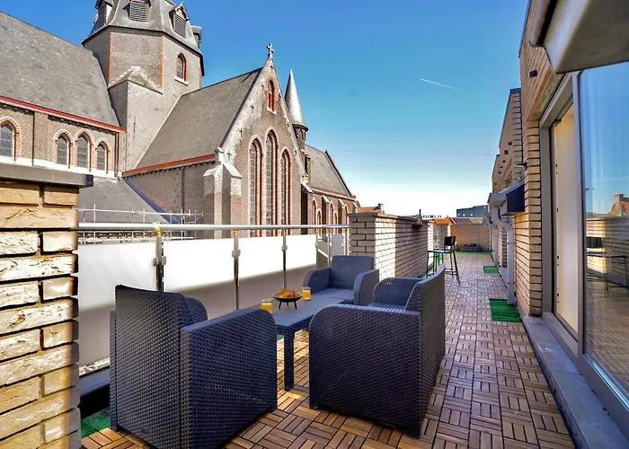 Penthouse With A Neo-Gothic Parish Church View