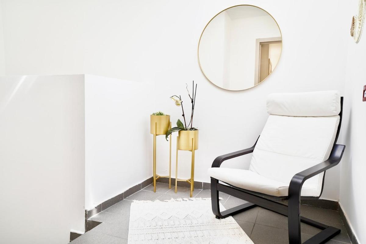 Apartment Penthouse With A Neo-gothic Parish Church View Gent