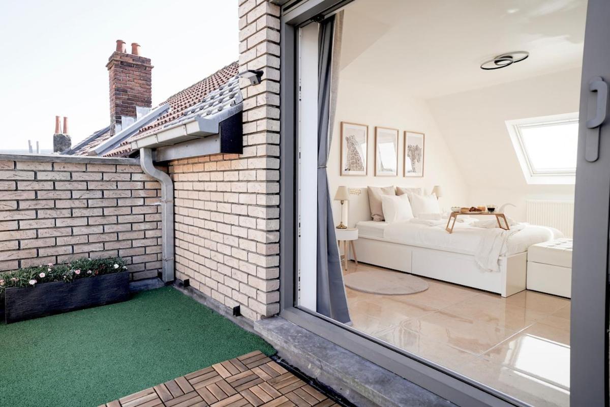 Apartment Penthouse With A Neo-gothic Parish Church View